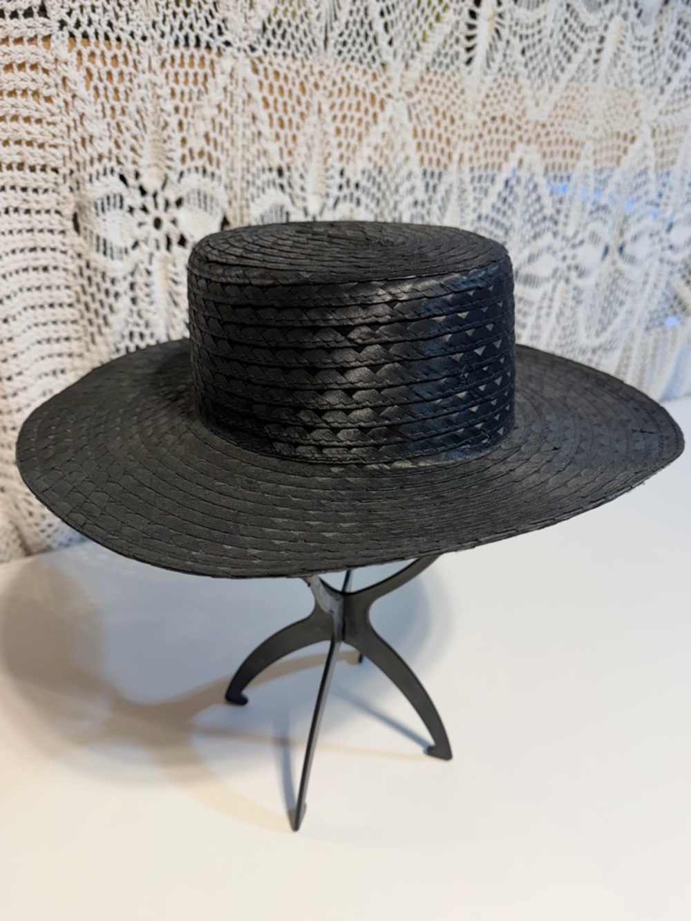 VINTAGE Gibson Girl style black woven straw hat wide brim 50s 60s sun hat church - Picture 5 of 8